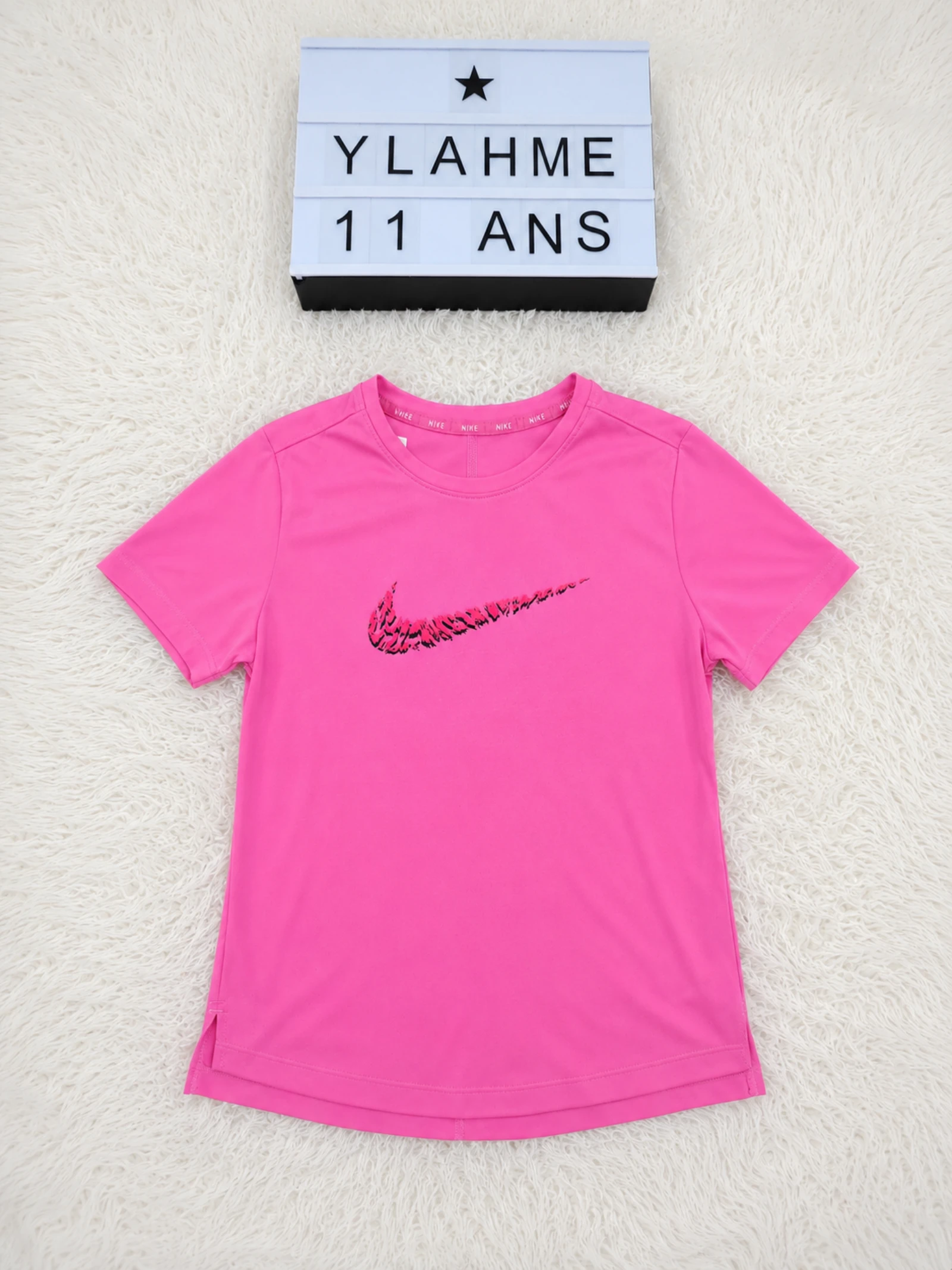 T-shirt Nike Dri-FIT rose fuchsia taille M 12 ans 👒